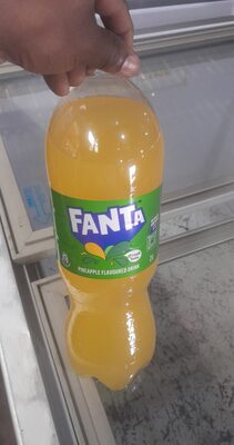 FANTA PINEAPPLE 2L